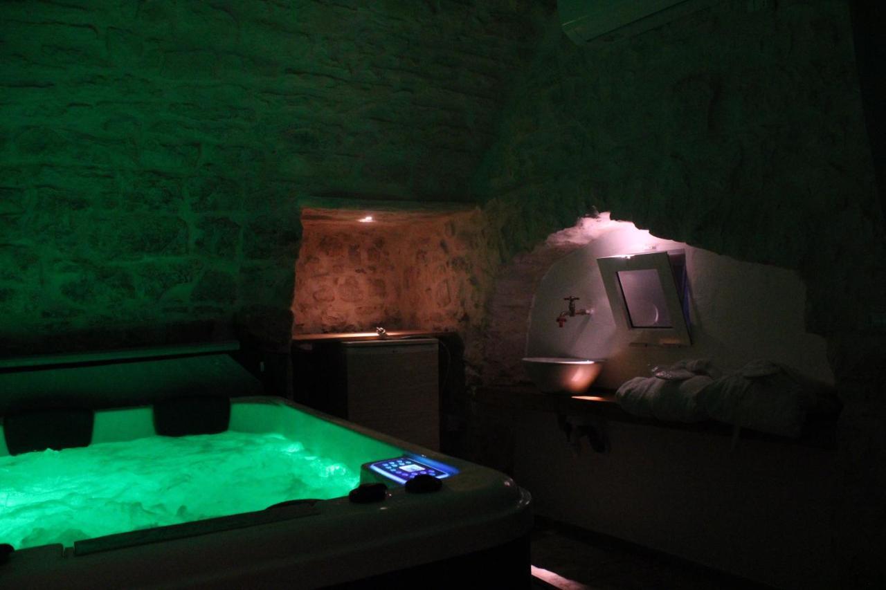 Albergo Diffuso Dimora Rossi B&B Turi Eksteriør billede