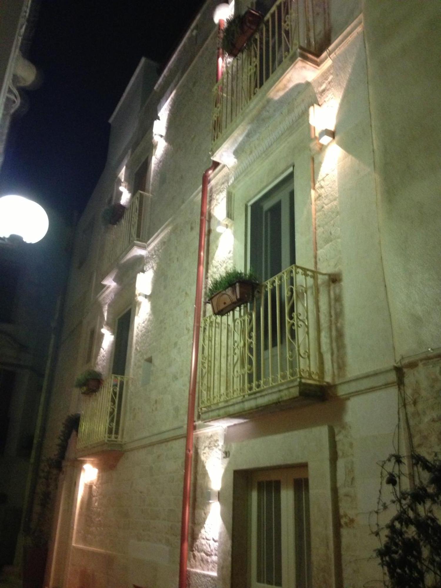 Albergo Diffuso Dimora Rossi B&B Turi Eksteriør billede